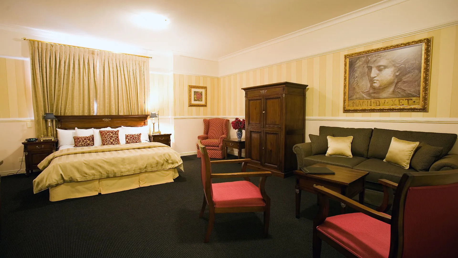 Redearth Hotel Mount Isa Australia